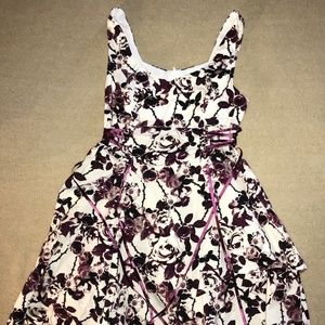 HOT TOPIC White / Plum Thorned Rose Floral Dress